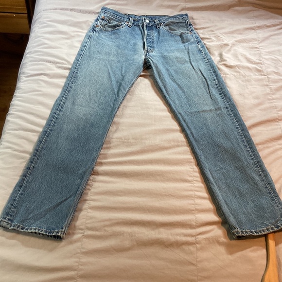 True Vintage Levi’s 501 - Picture 4 of 17